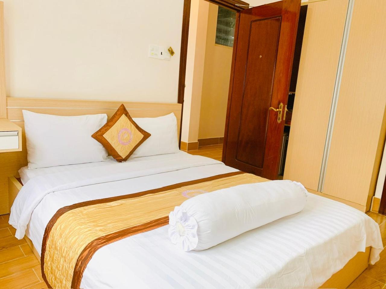 Phuc Hung Hotel Rạch Giá Eksteriør bilde
